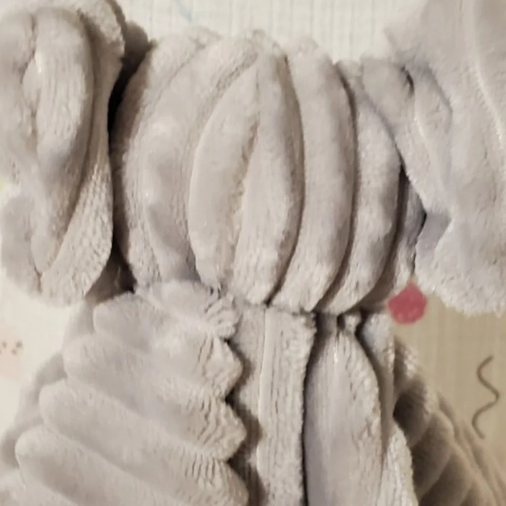 MON‎ LAPIN  Lovey Elephant  Embroided Eyes Ribbed Security Blanket